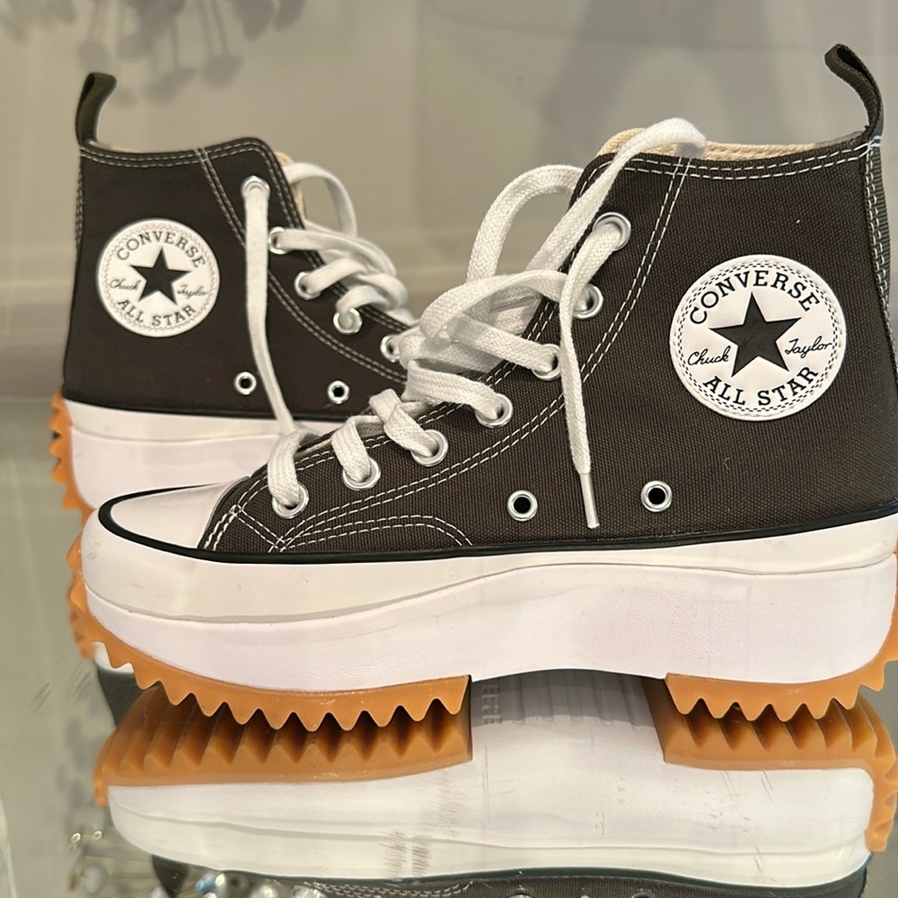 CONVERSE CHUCK TAYLOR ALL STAR LUGGED PLATFORM SNEAKERS MENS 4.5/WOMENS 6